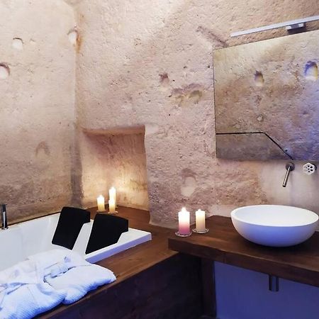 Fornaci 46 Sassi Con Idromassaggio Villa Matera Buitenkant foto