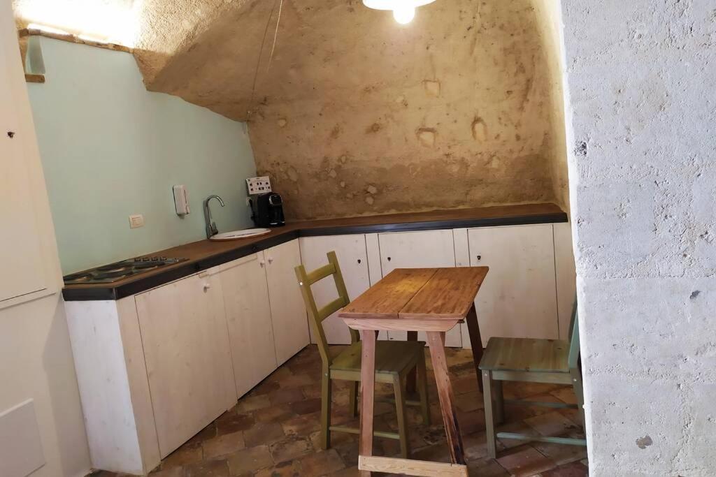 Fornaci 46 Sassi Con Idromassaggio Villa Matera Buitenkant foto